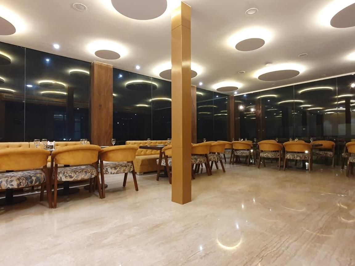 The Moziac Hotel Gwalior Eksteriør bilde